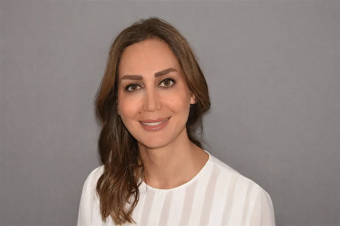 Frau Noush Afarin Saberi